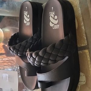 Sam&Libby all back clog sandal very comfortable true to size worn of course